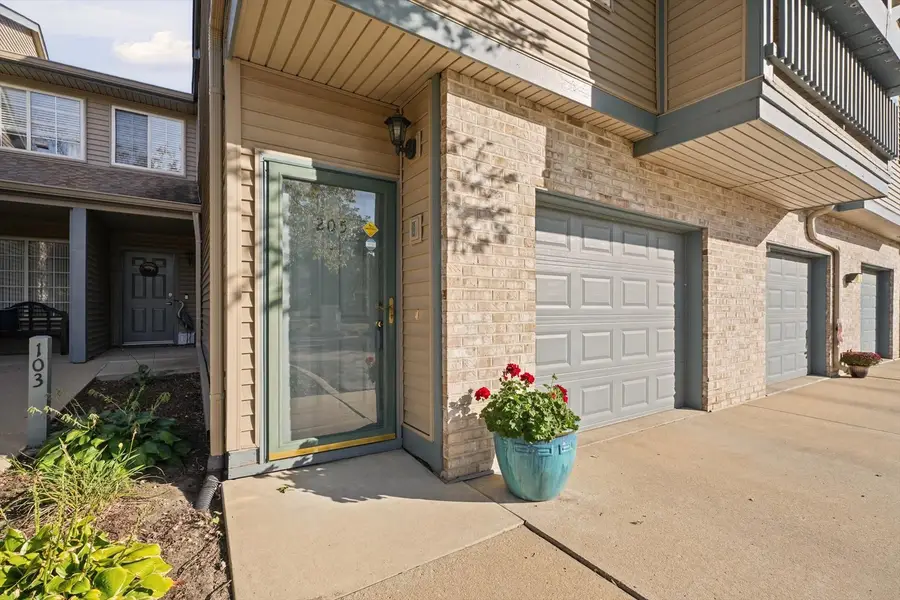 2402 Windward Boulevard #205, Champaign, IL 61821 - #3