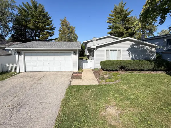2318 Aspen Drive, Champaign, IL 61821