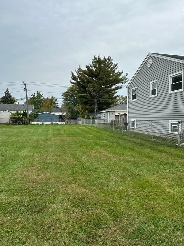 4612 Wisconsin Avenue, Forest View, IL 60402