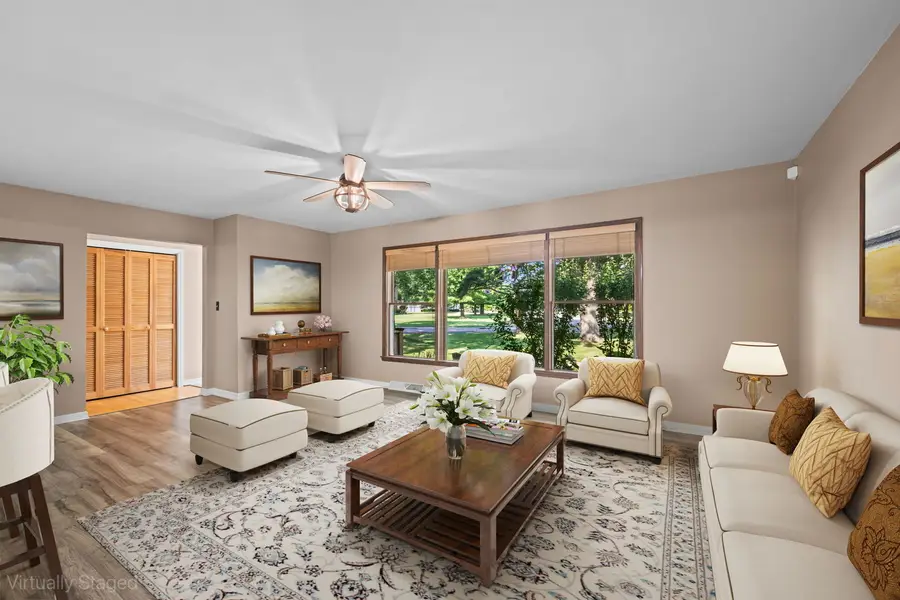 6231 Linden Lane, La Grange Highlands, IL 60525 - #3