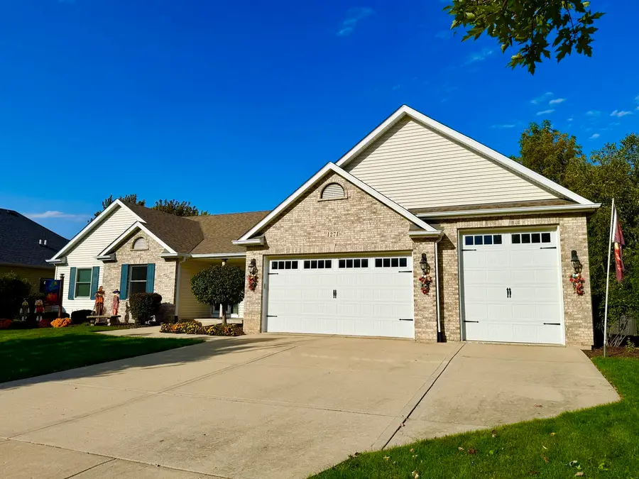 1271 Clearwater Drive, Yorkville, IL 60560 - #3