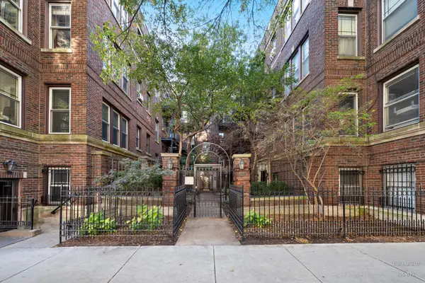 3648 N Pine Grove Avenue #3J, Chicago, IL 60613