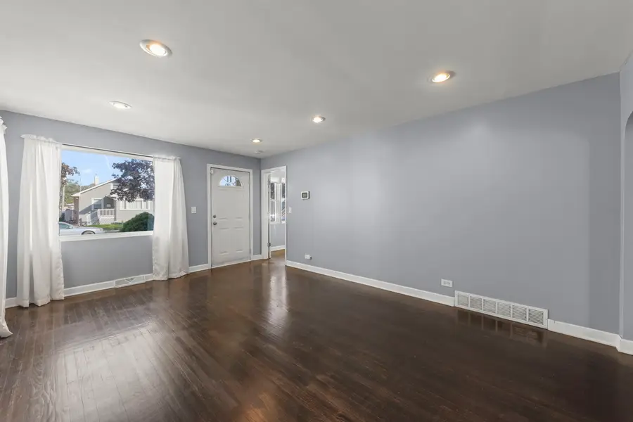 Address Withheld By Seller, Bellwood, IL 60104 - #3