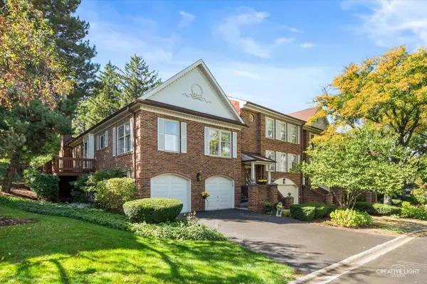 843 Seminary Circle, Glen Ellyn, IL 60137