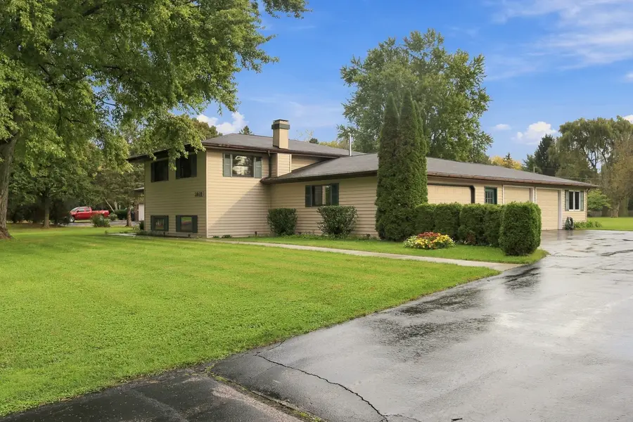 3819 W Mill Road, Richmond, IL 60071 - #3