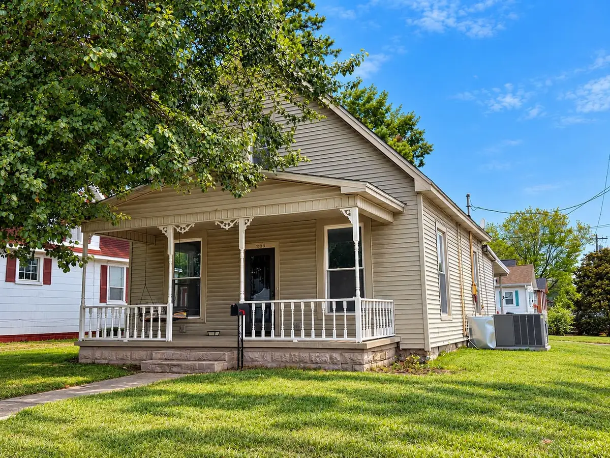 1123 Metropolis Street, Metropolis, IL 62960 - #1
