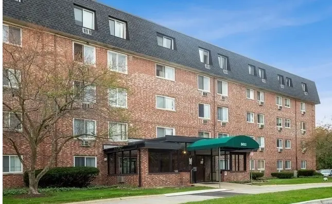 5011 Valley Lane #304, Streamwood, IL 60107 - #3