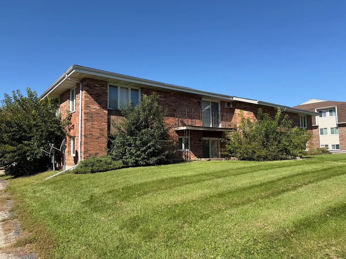 1768 S Hance Drive #2, Freeport, IL 61032 - #1