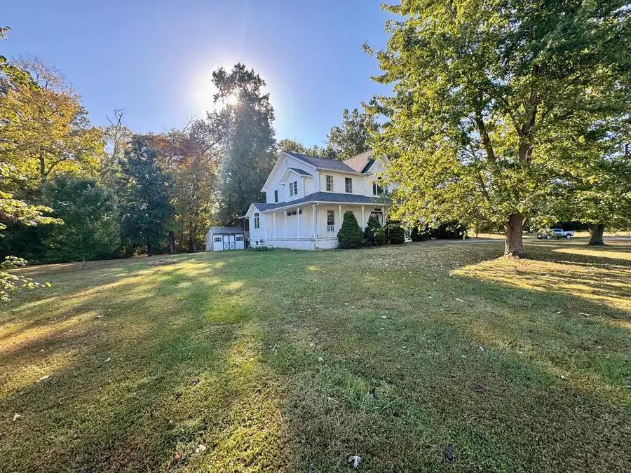 102 North Avenue, Ina, IL 62846 - #2