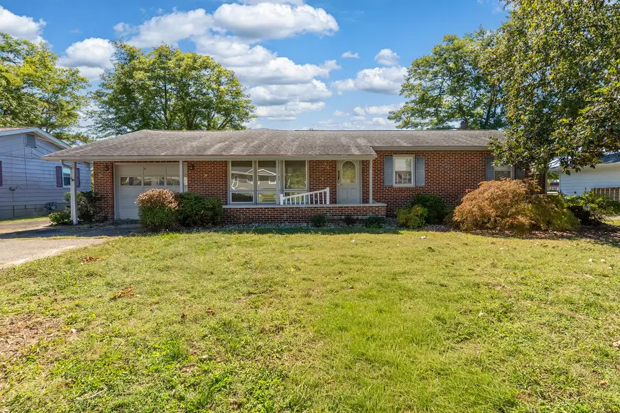 109 Lakeshore Drive, Carterville, IL 62918 - #2