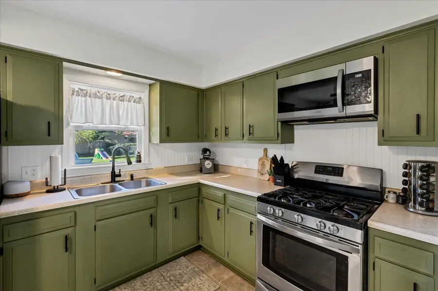 103 Liberty Boulevard, Machesney Park, IL 61115 - #2
