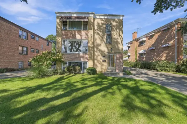 7344 W Crain Street, Niles, IL 60714