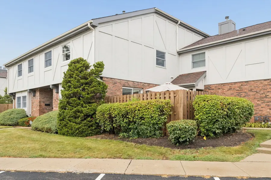 106 Queens Cove, Barrington, IL 60010 - #2