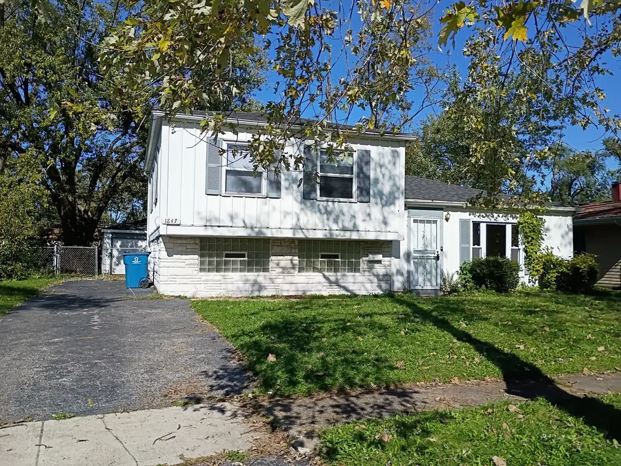 1847 Reichert Avenue, Sauk Village, IL 60411 - #2