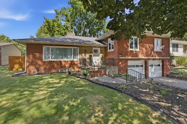 1507 36th Avenue, Moline, IL 61265
