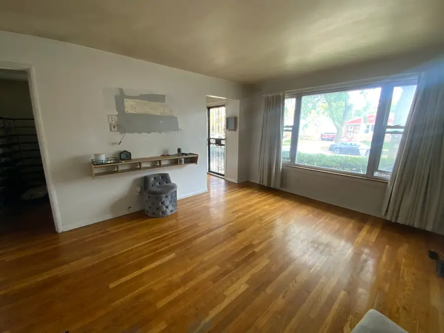 9132 S Emerald Avenue, Chicago, IL 60620 - #2