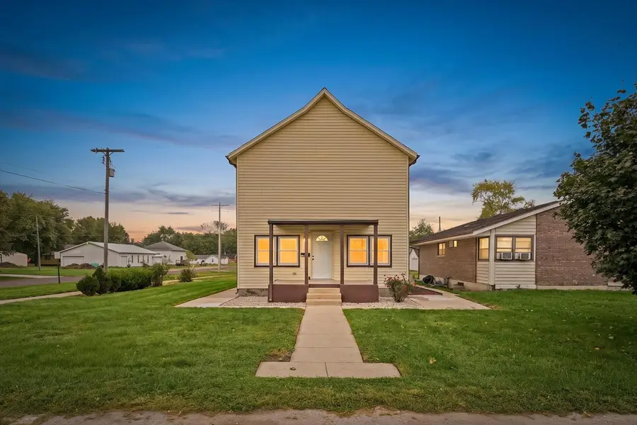 523 W 9th Street, Gibson City, IL 60936 - #2