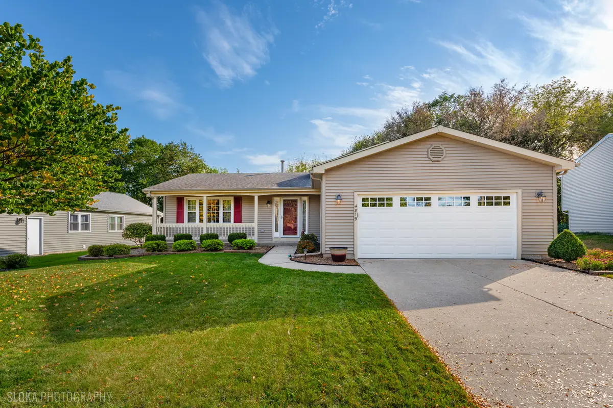 4819 W Glenbrook Trail, McHenry, IL 60050 - #1