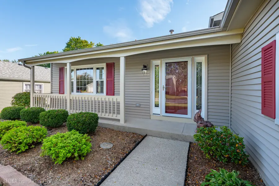 4819 W Glenbrook Trail, McHenry, IL 60050 - #2