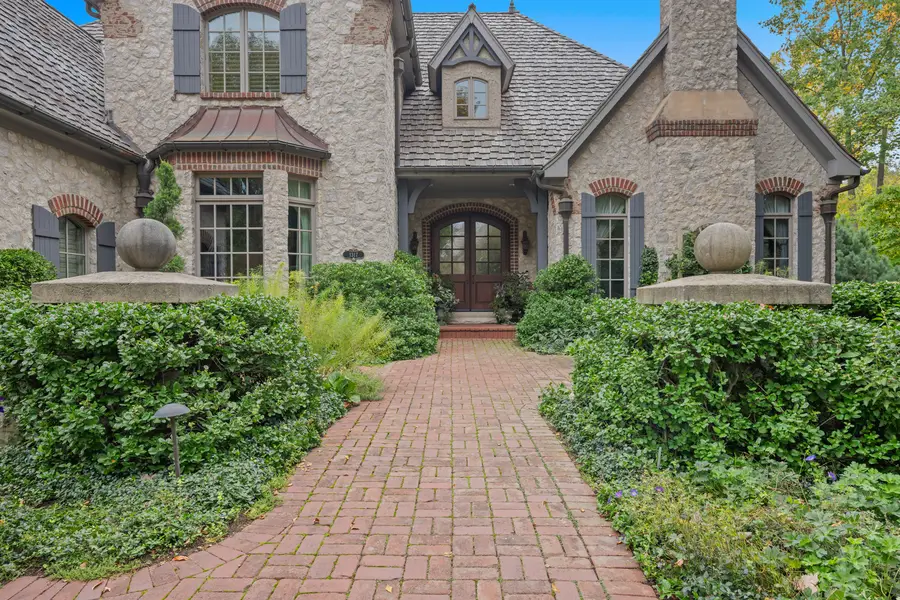 1317 Fox Glen Drive, Saint Charles, IL 60174 - #3