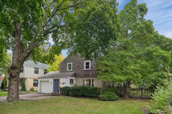 9421 Crawford Avenue, Evanston, IL 60203
