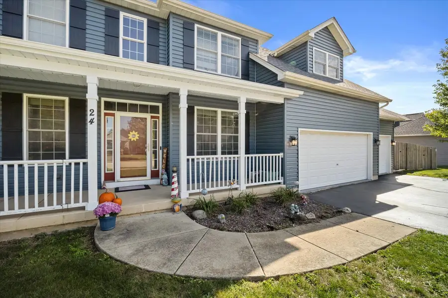 24 Hilltop Lane, South Elgin, IL 60177 - #3