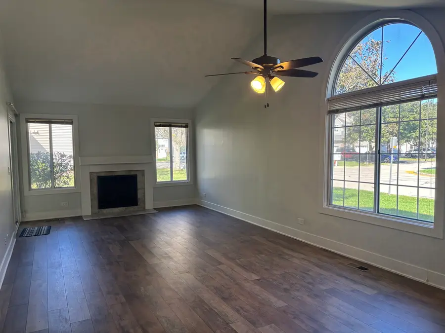 201 Brittany Drive #A, Streamwood, IL 60107 - #3