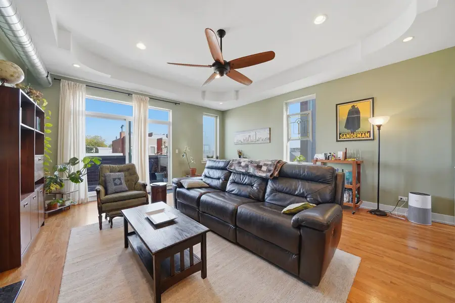 2435 W Augusta Boulevard #3, Chicago, IL 60622 - #3