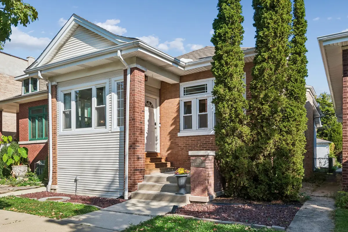 3923 N Mozart Street, Chicago, IL 60618 - #1