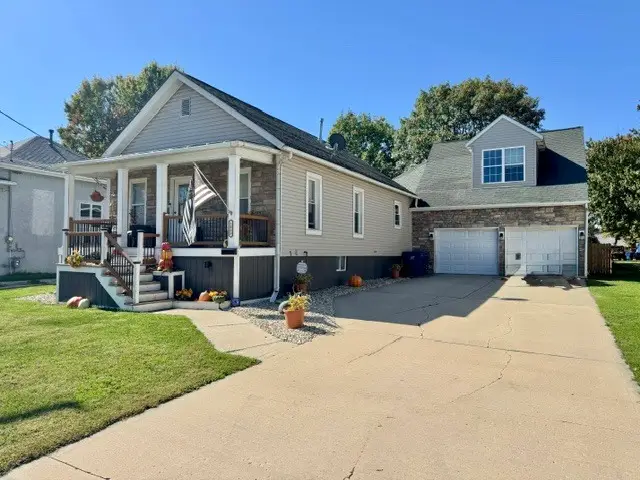 1903 Laharpe Street, Lasalle, IL 61301 - #1