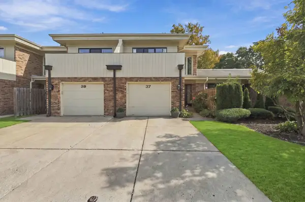 37 Sorrento Drive #37, Palos Heights, IL 60463