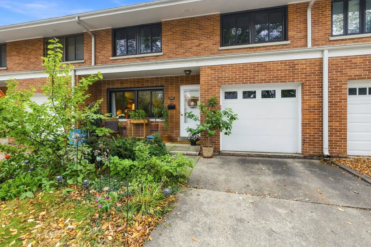 2549 Lawndale Avenue, Evanston, IL 60201 - #1