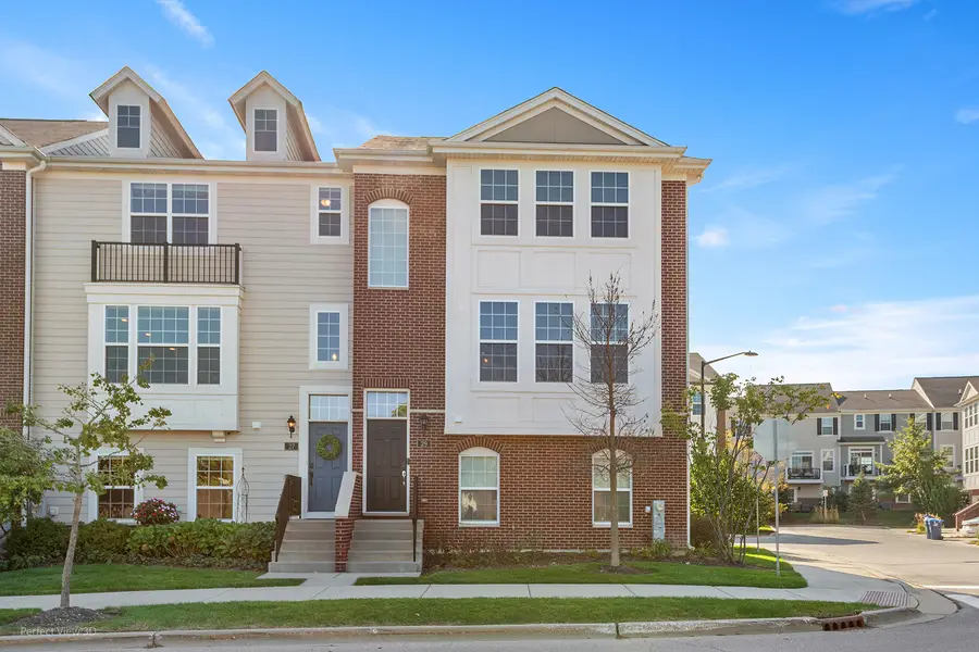 27 Bethel Lane, Schaumburg, IL 60194 - #3
