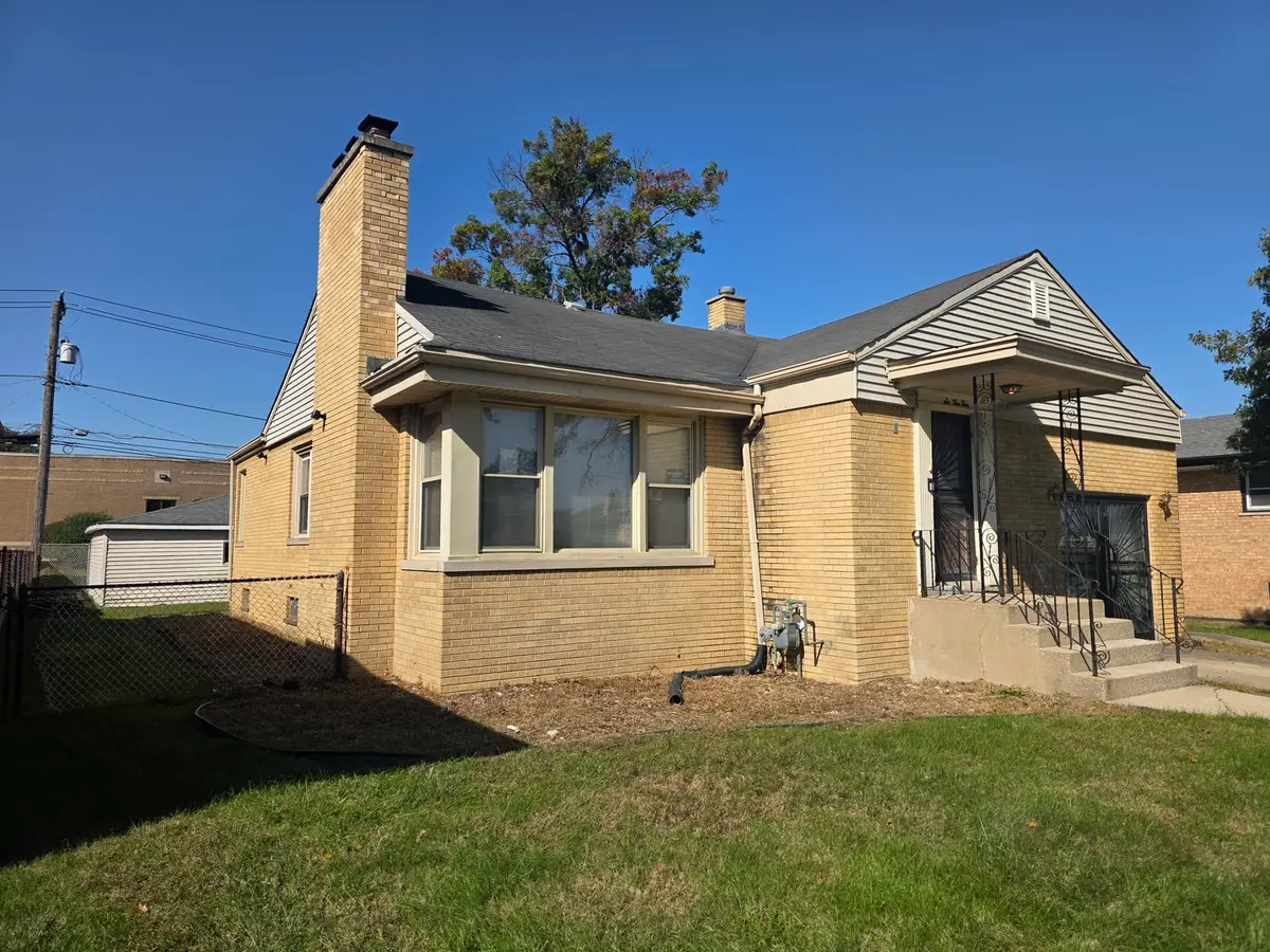 654 Yates Avenue, Calumet City, IL 60409 - #1