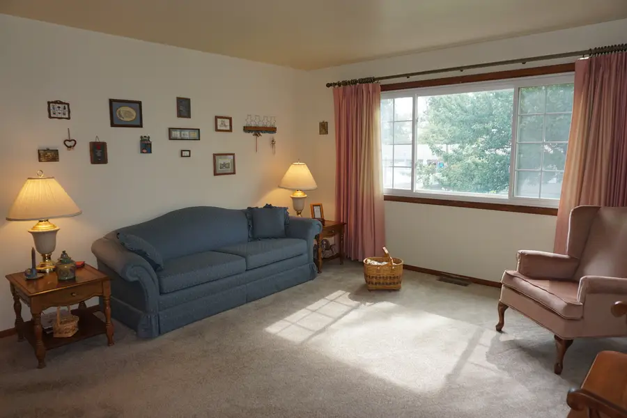 420 Sassafras Drive, Valparaiso, IN 46385 - #3