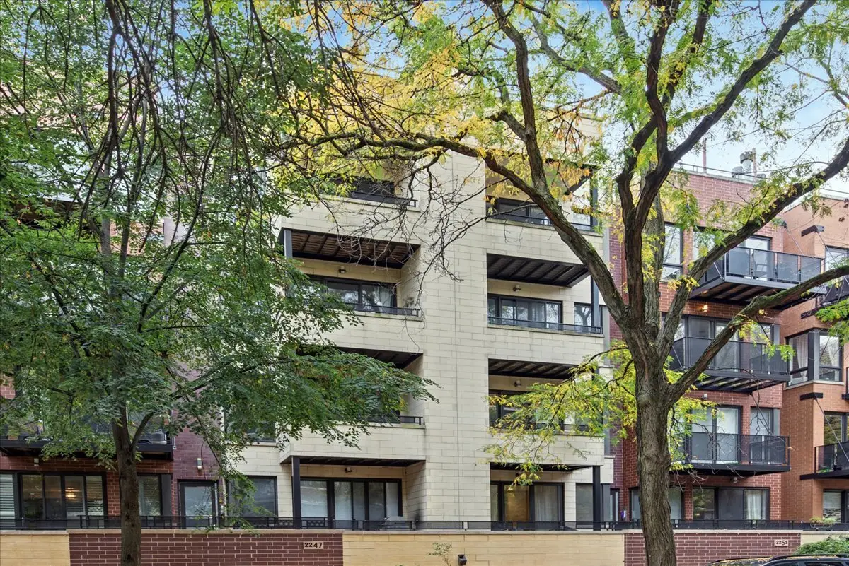 2247 W Wabansia Avenue #204, Chicago, IL 60647 - #1