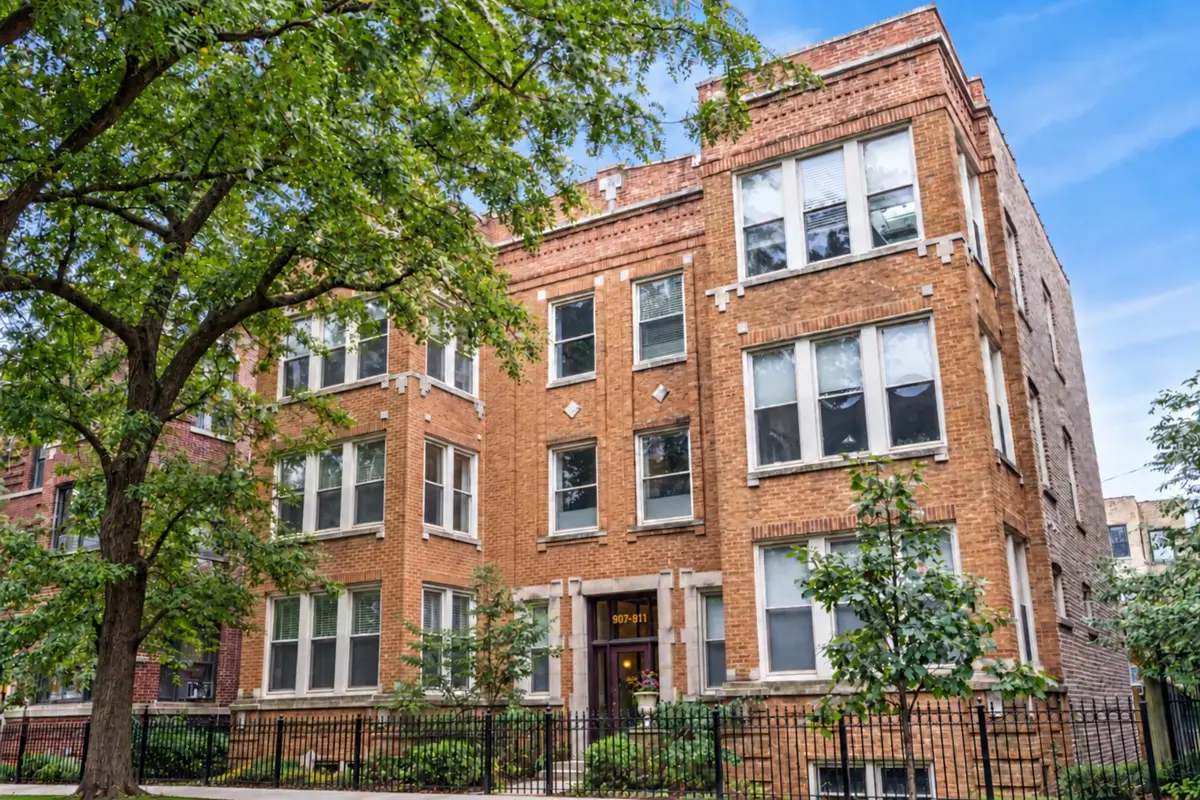 907 W Margate Terrace #2, Chicago, IL 60640 - #1