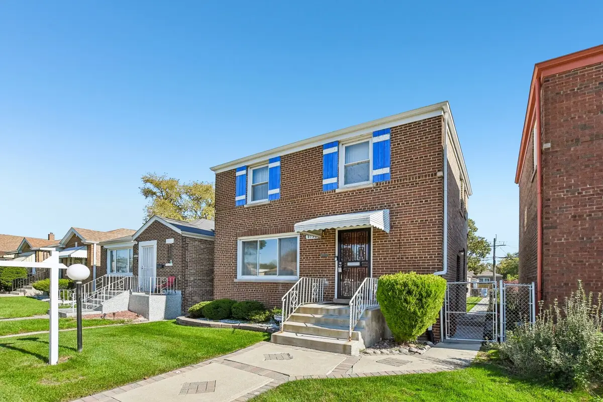 9739 S Woodlawn Avenue, Chicago, IL 60628 - #1