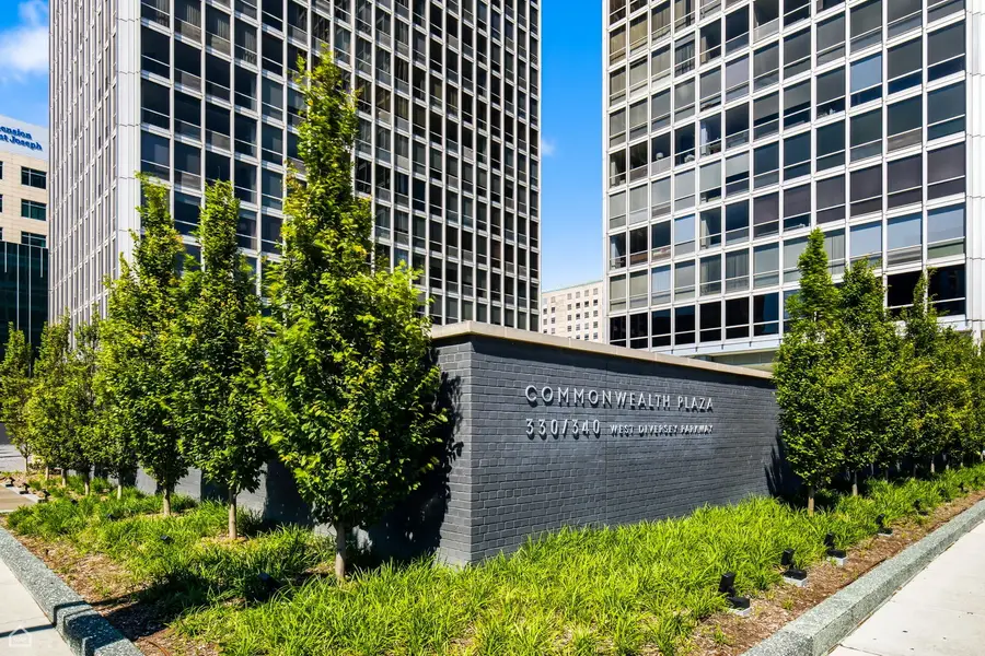 340 W Diversey Parkway #815, Chicago, IL 60657 - #2