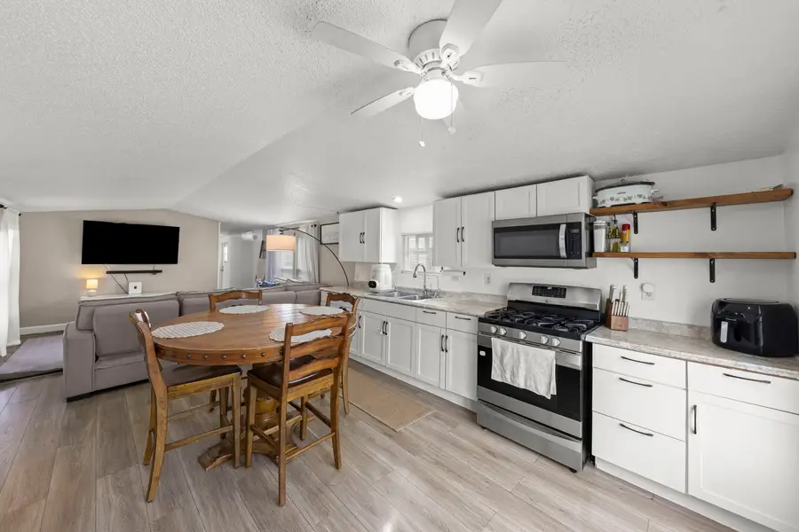 129 5th Avenue, Bartlett, IL 60103 - #3