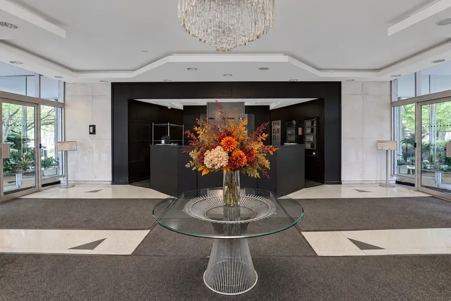 3950 N Lake Shore Drive #1903, Chicago, IL 60613 - #2