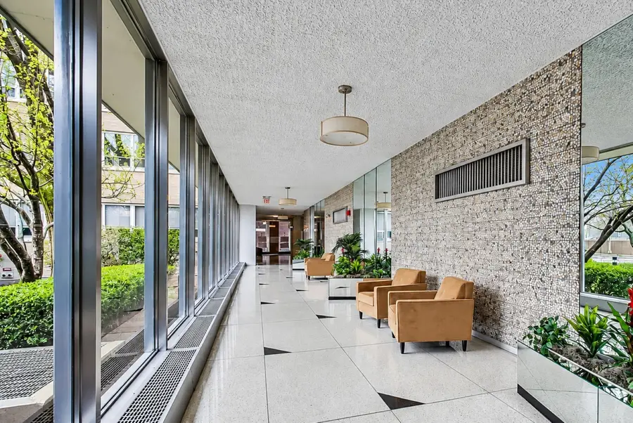 3950 N Lake Shore Drive #1903, Chicago, IL 60613 - #3