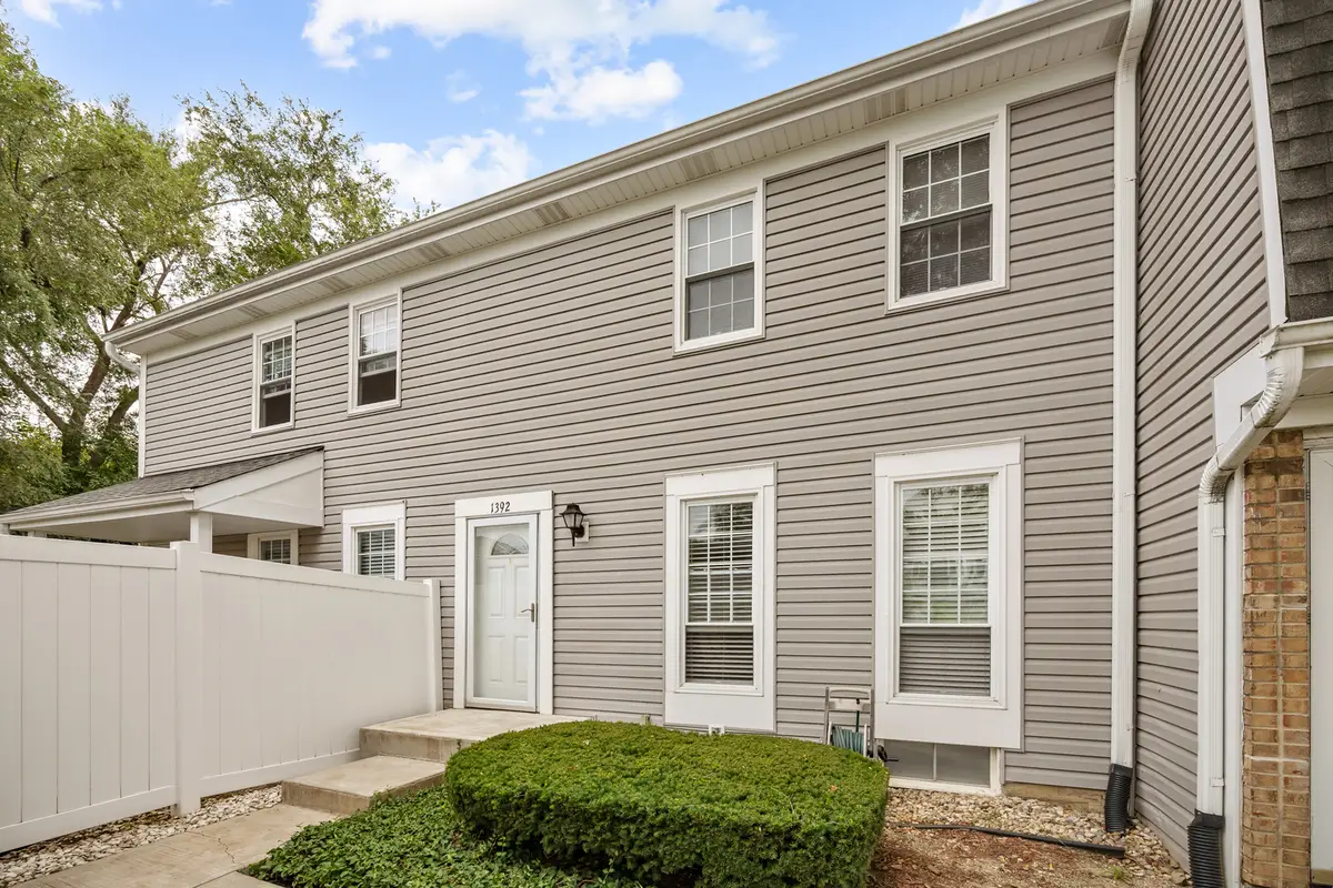 1392 Carriage Way, Roselle, IL 60172 - #1