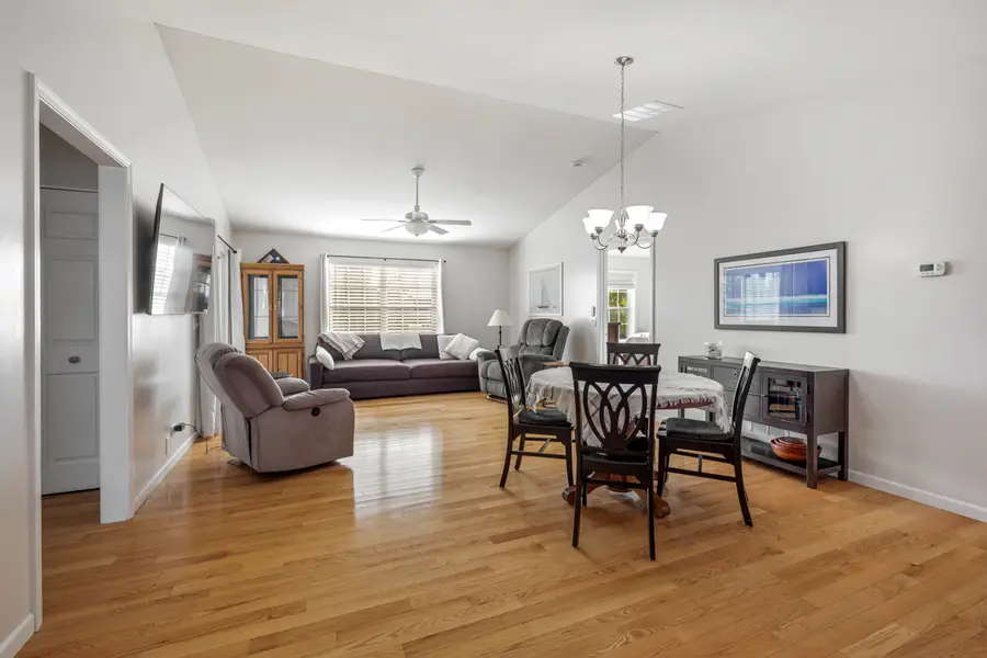 814 Hanson Avenue, McHenry, IL 60050 - #3