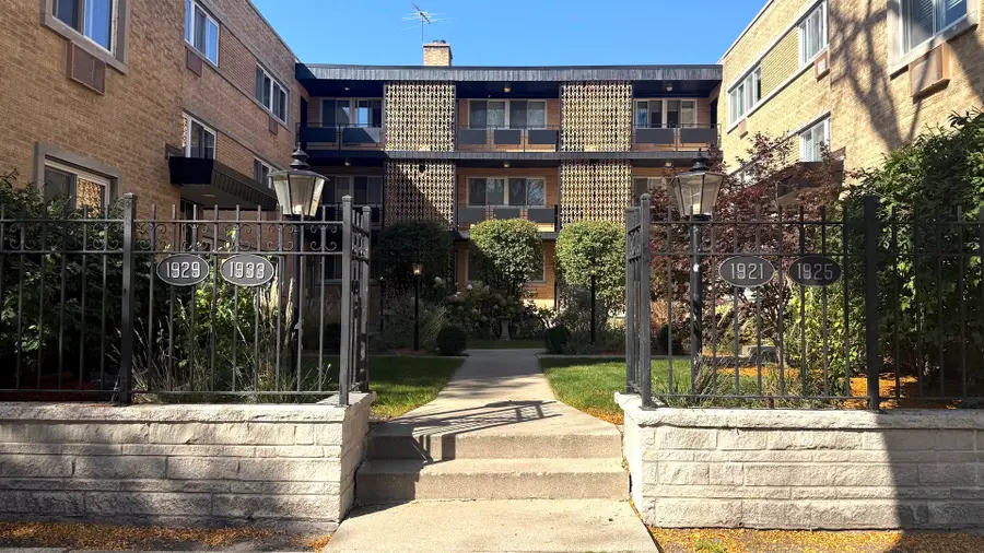 1925 Harrison Street #1J, Evanston, IL 60201 - #2