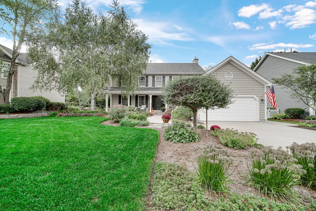 563 Bittersweet Trail, Crystal Lake, IL 60014 - #1
