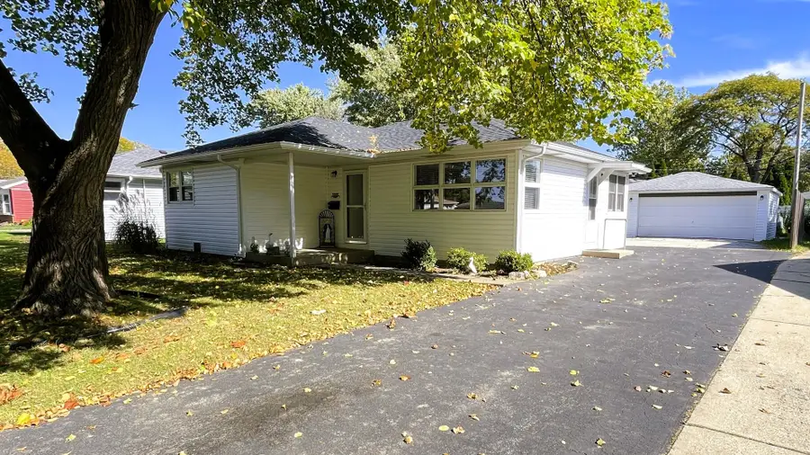 3606 Bobwhite Lane, Rolling Meadows, IL 60008 - #2