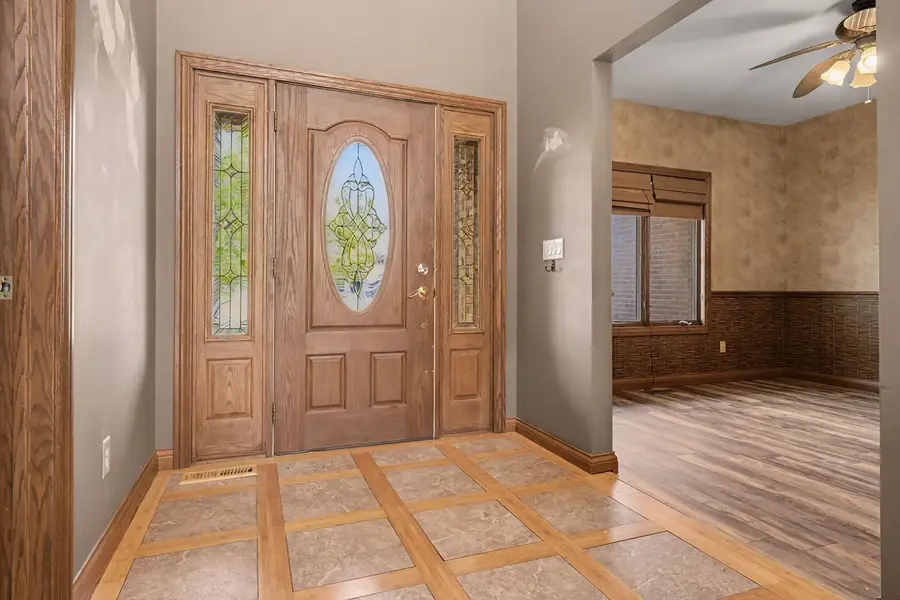 2214 Bella Fiore Lane, Pontiac, IL 61764 - #3