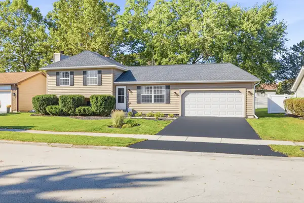 910 Molobay Terrace, Bartlett, IL 60103