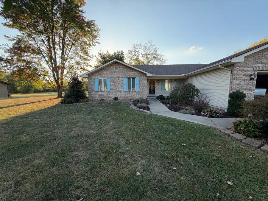 909 N Emma Street, West Frankfort, IL 62896 - #2